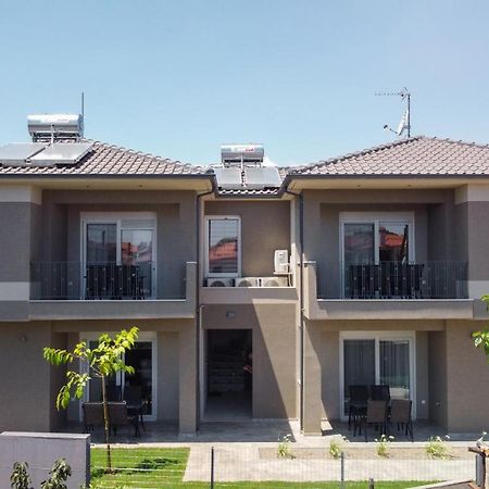 KaSta Family Apartments Nikiti  Bagian luar foto