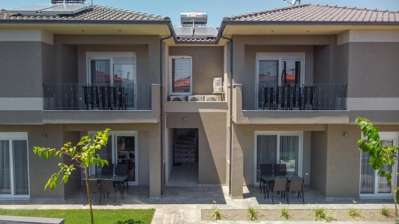 KaSta Family Apartments Nikiti  Bagian luar foto